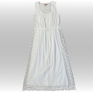FOREVER 21 White Sleeveless Maxi Dress with Lace Women’s Size XS.